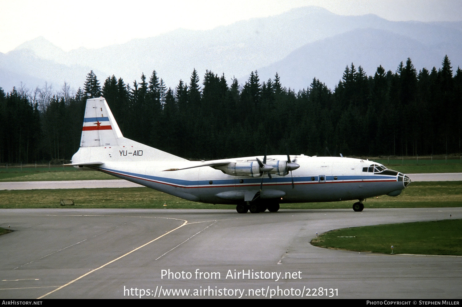 Aircraft Photo of YU-AID / 73312 | Antonov An-12BP | Yugoslavia Government | AirHistory.net #228131