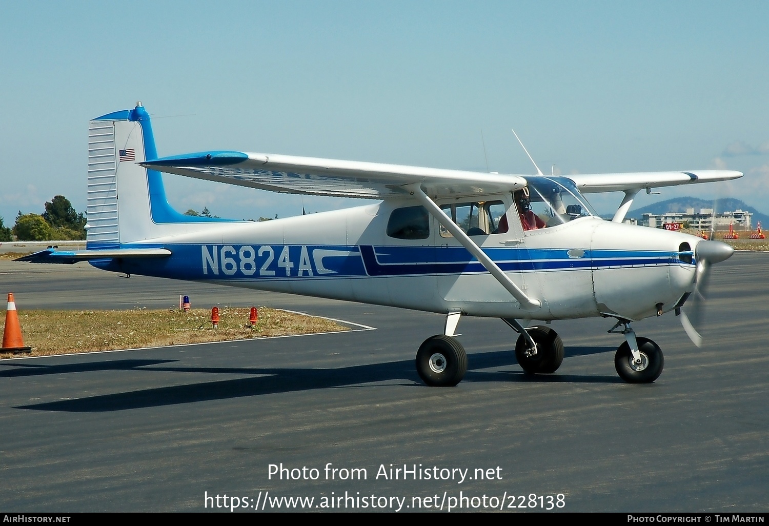 Aircraft Photo of N6824A | Cessna 172 | AirHistory.net #228138