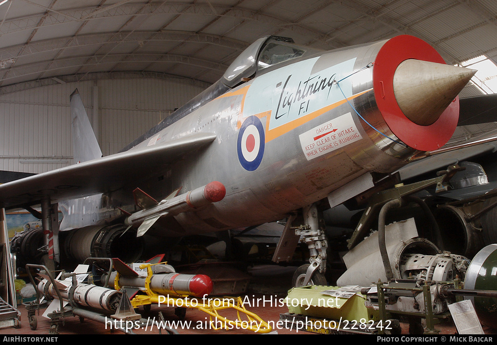 Aircraft Photo of XG329 | English Electric P.1B Lightning | UK - Air Force | AirHistory.net #228242