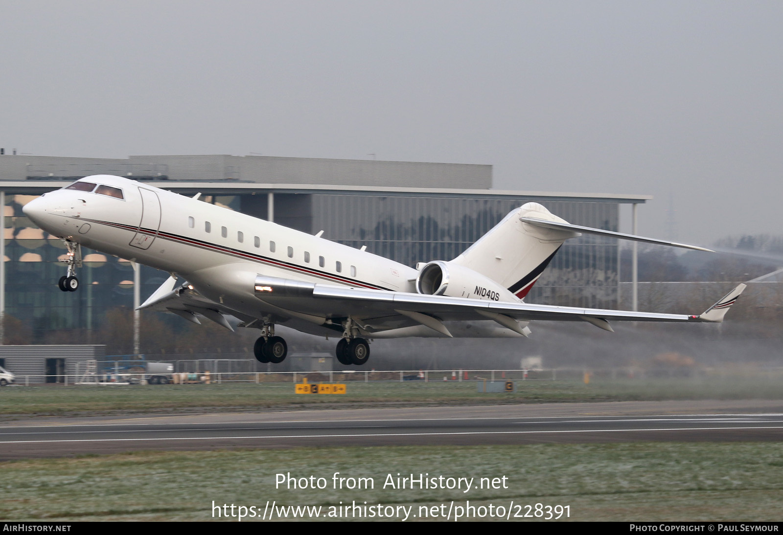 Aircraft Photo of N104QS | Bombardier Global 5000 (BD-700-1A11) | AirHistory.net #228391