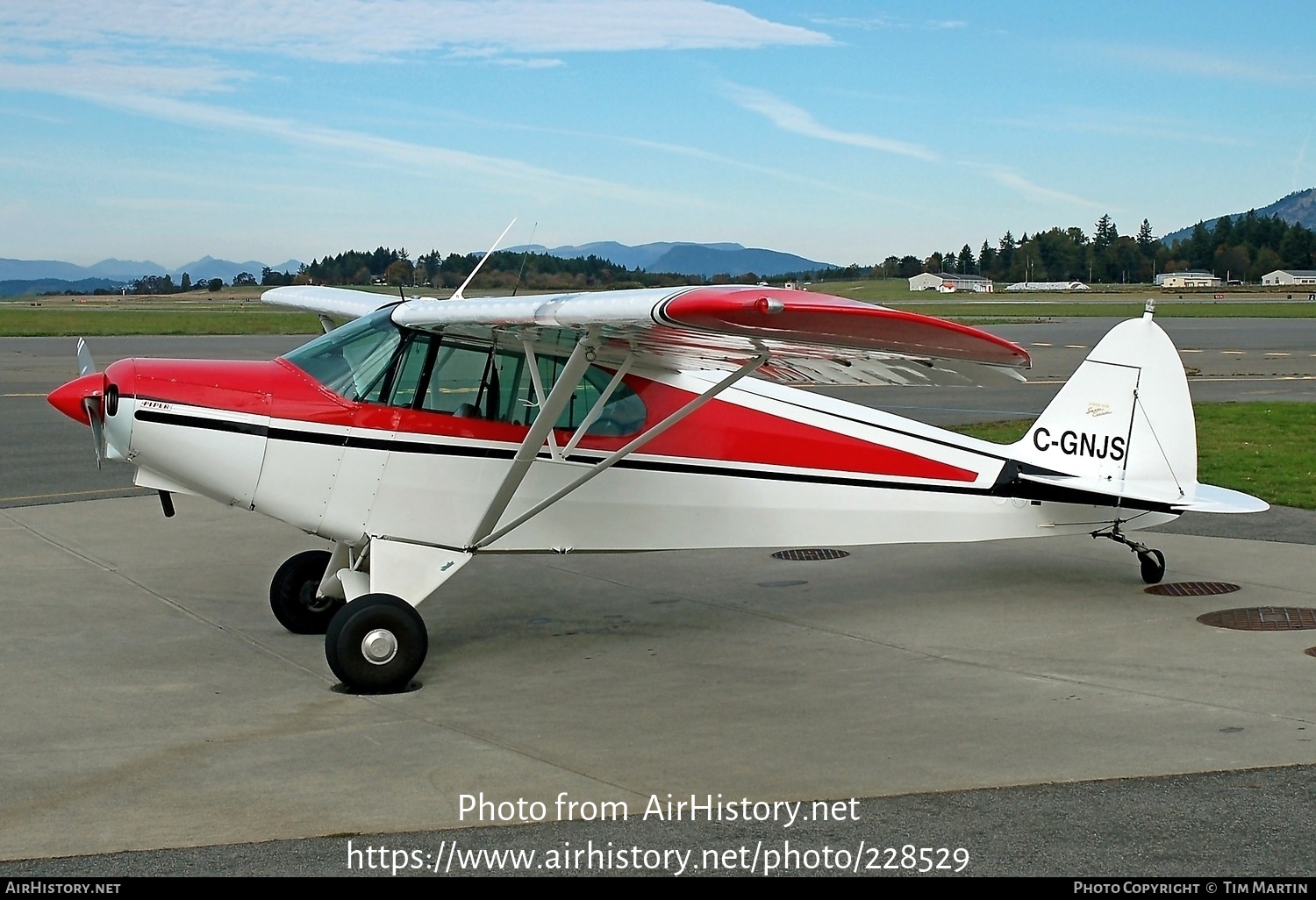 Aircraft Photo of C-GNJS | Piper PA-12 Super Cruiser | AirHistory.net #228529