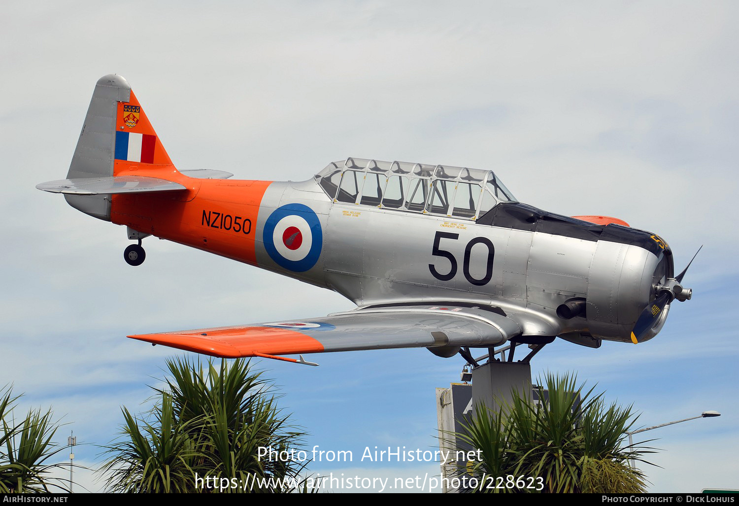 Aircraft Photo of NZ1050 | North American AT-6C Harvard IIA | New Zealand - Air Force | AirHistory.net #228623