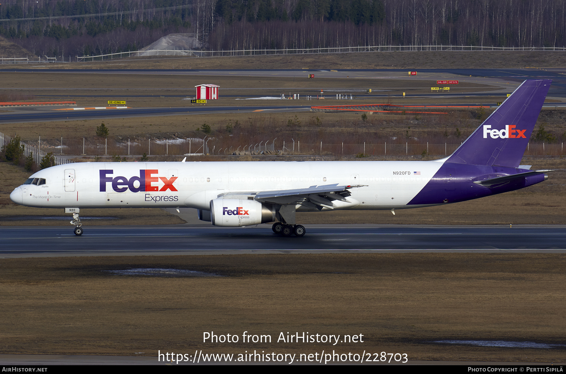 Aircraft Photo of N920FD | Boeing 757-23A(SF) | FedEx Express - Federal Express | AirHistory.net #228703