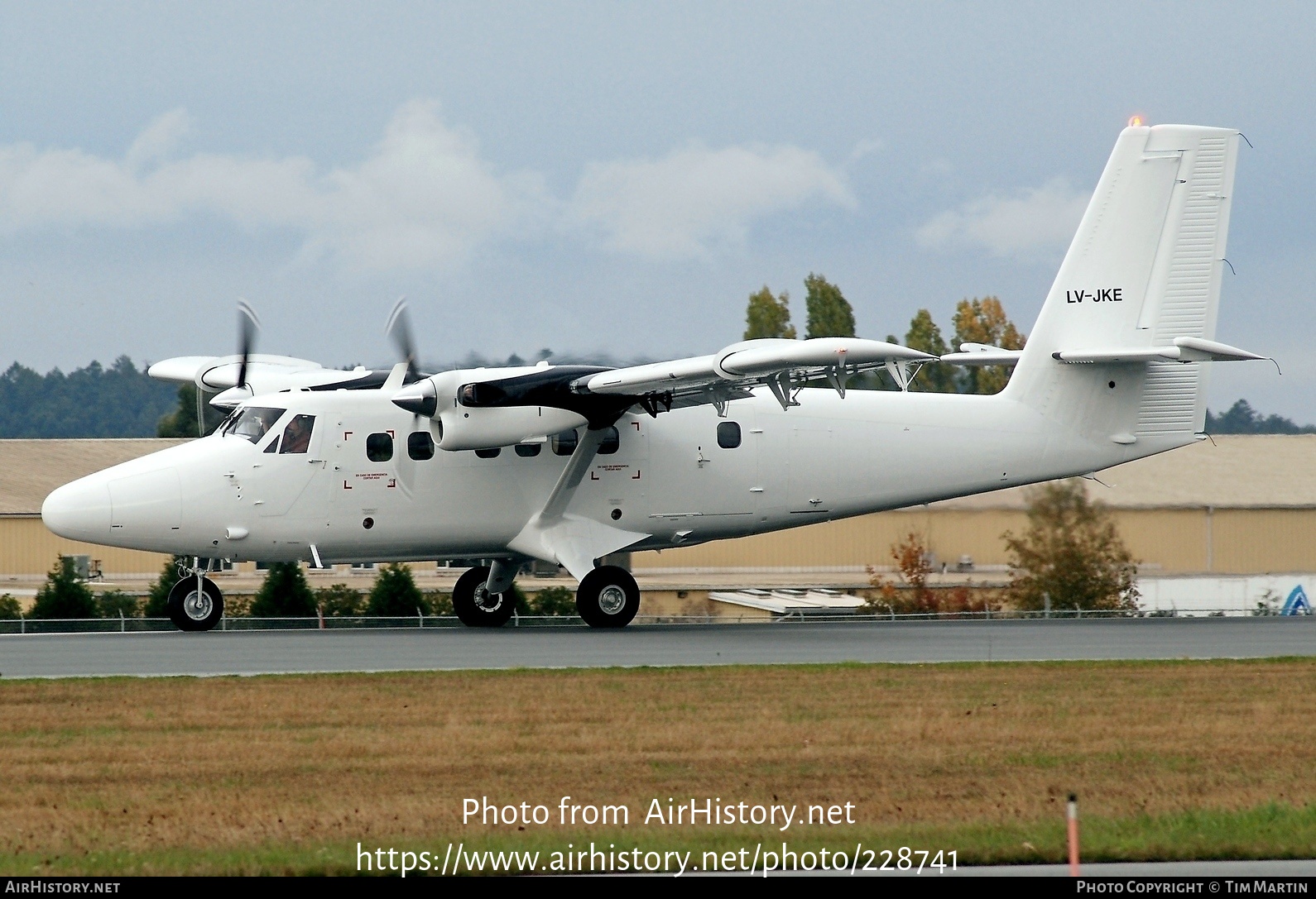 Aircraft Photo of LV-JKE | Viking DHC-6-400 Twin Otter | AirHistory.net #228741