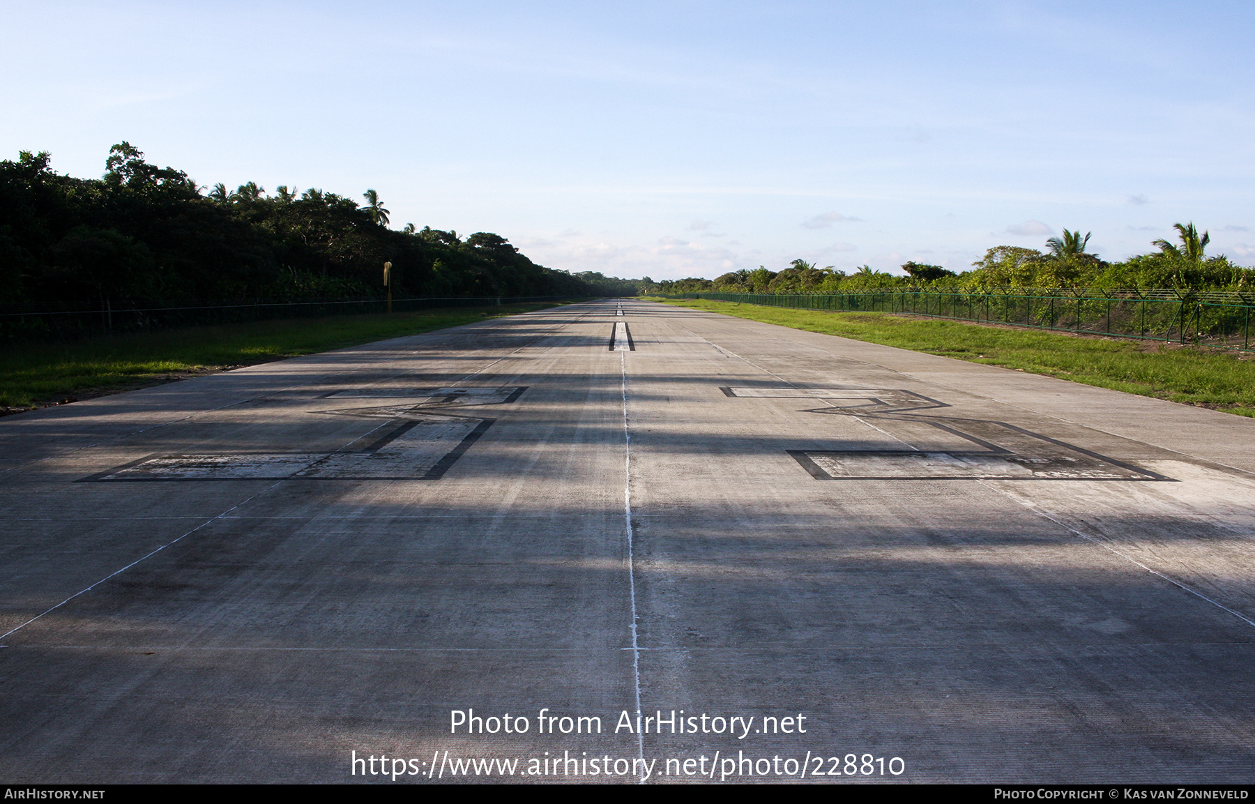 Airport photo of Barra de Tortuguero (MRBT / TTQ) in Costa Rica | AirHistory.net #228810