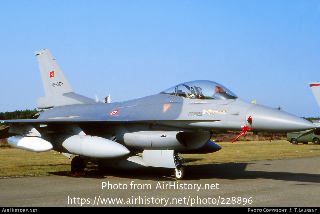 Aircraft Photo of 89-0038 | General Dynamics F-16CG Fighting Falcon | Turkey - Air Force | AirHistory.net #228896