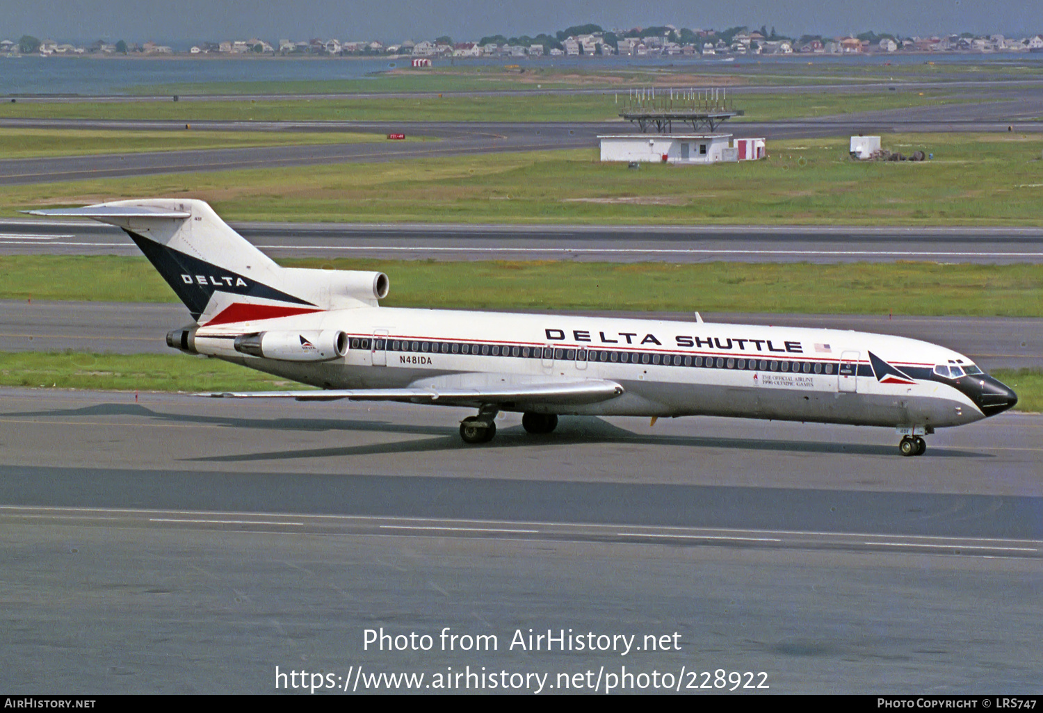 Aircraft Photo of N481DA | Boeing 727-232/Adv | Delta Shuttle | AirHistory.net #228922