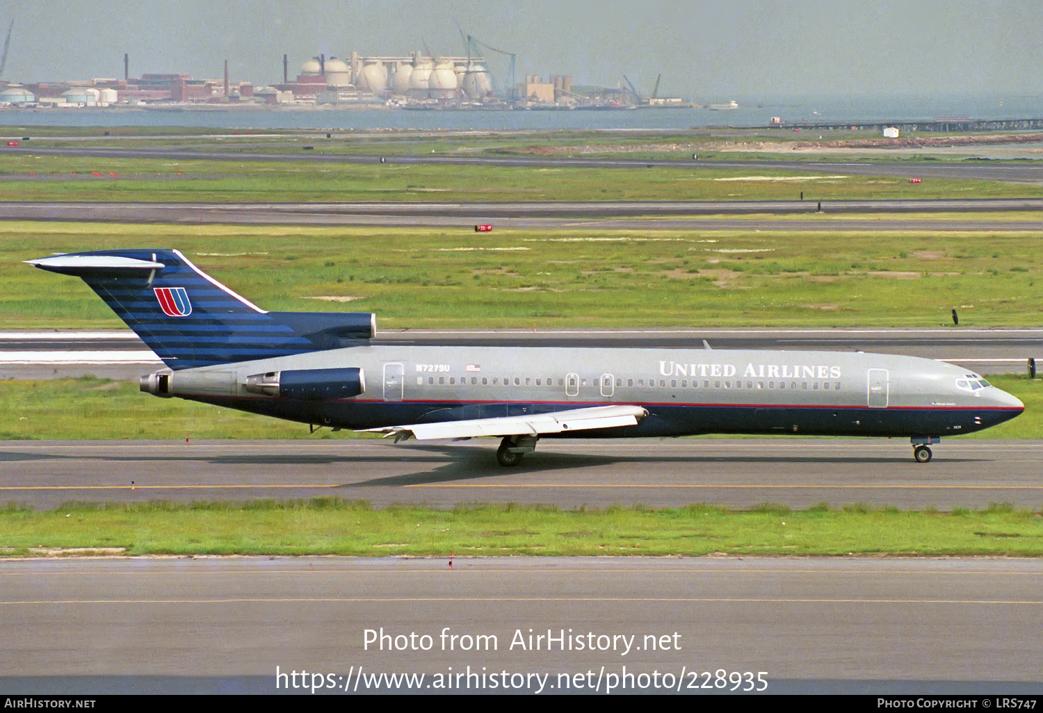 Aircraft Photo of N7279U | Boeing 727-222/Adv | United Airlines | AirHistory.net #228935