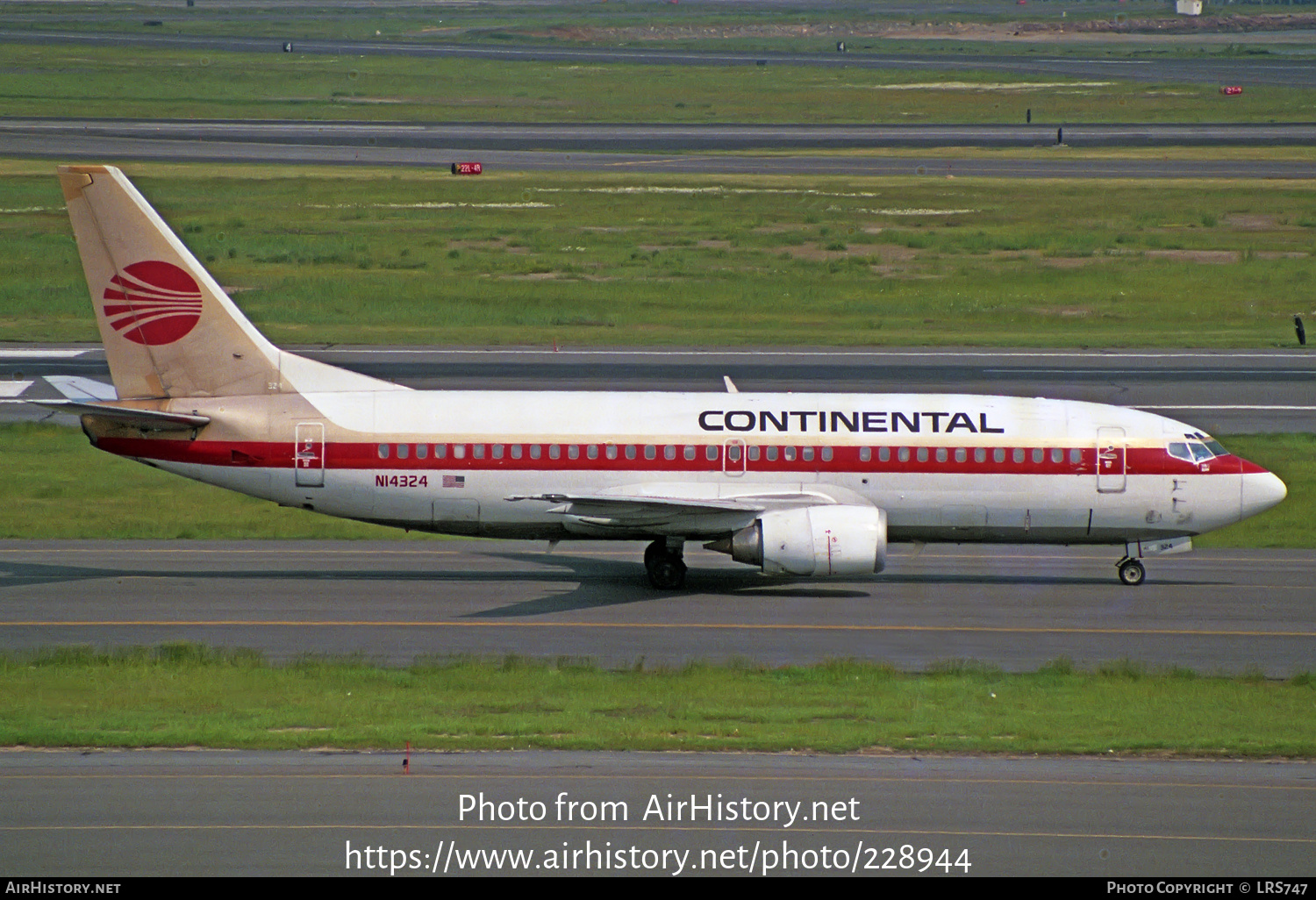 Aircraft Photo of N14324 | Boeing 737-3T0 | Continental Airlines | AirHistory.net #228944