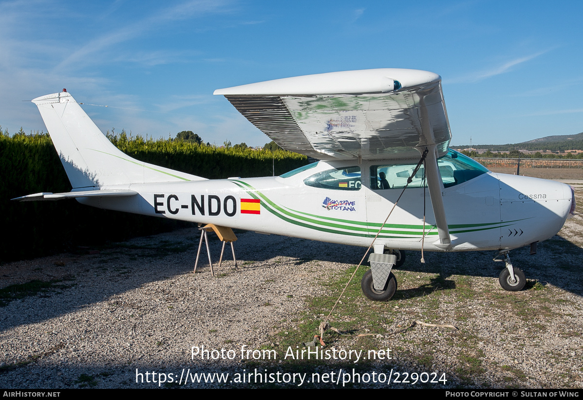 Aircraft Photo of EC-NDO | Cessna 182K Skylane | Skydive Totana | AirHistory.net #229024