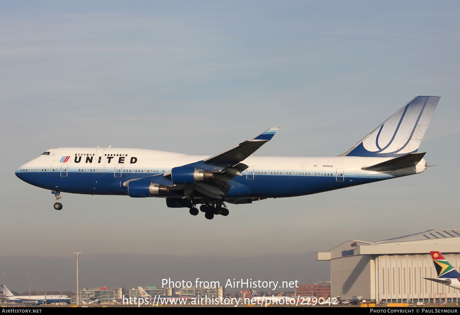 Aircraft Photo of N105UA | Boeing 747-451 | United Airlines | AirHistory.net #229042