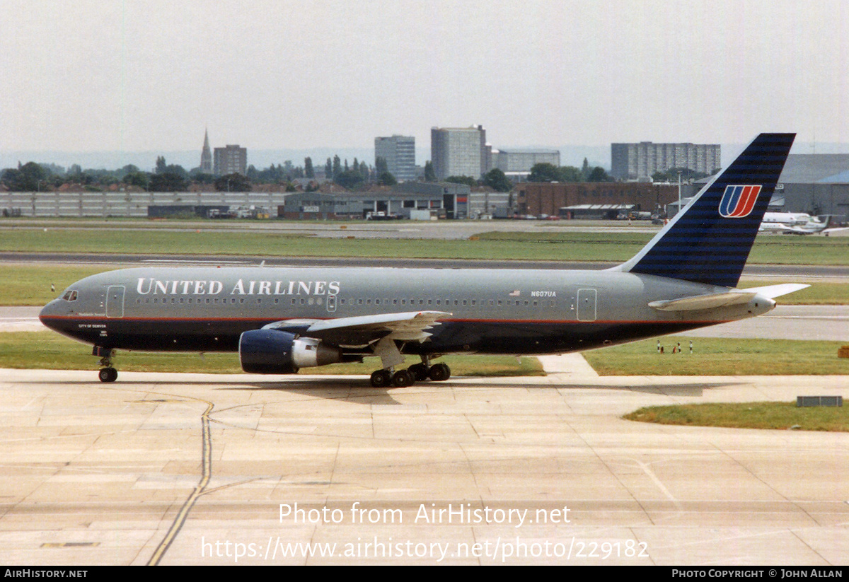 Aircraft Photo of N607UA | Boeing 767-222/ER | United Airlines | AirHistory.net #229182