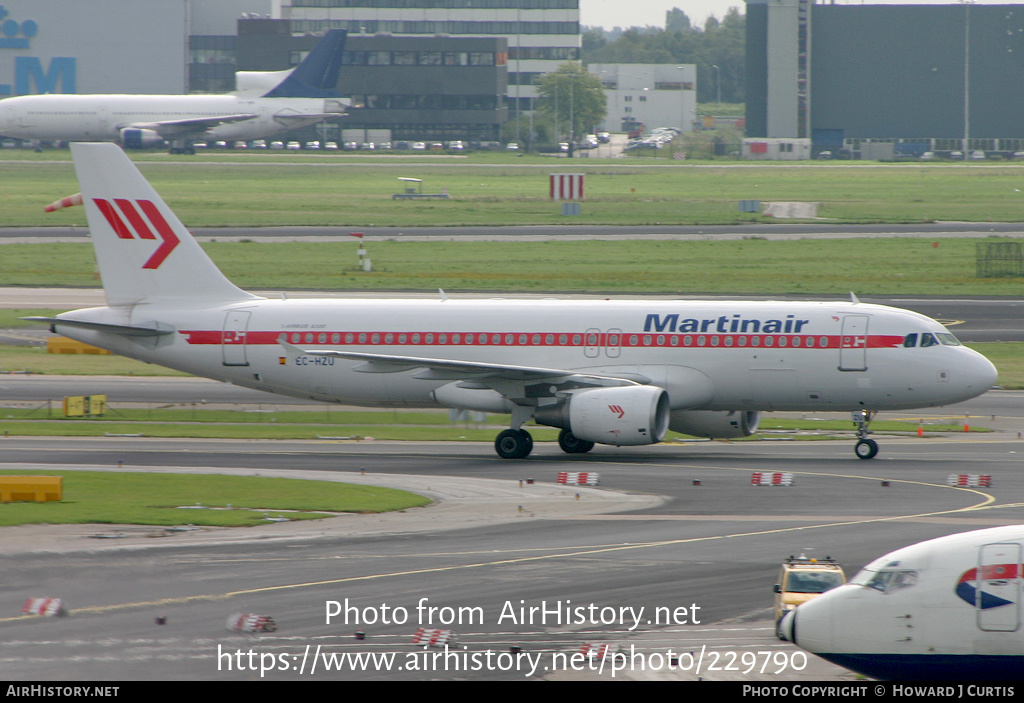 Aircraft Photo of EC-HZU | Airbus A320-214 | Martinair | AirHistory.net #229790