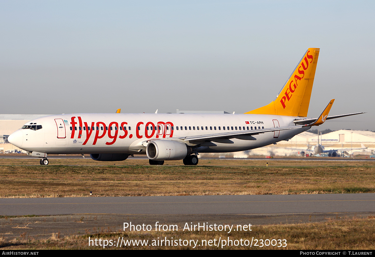 Aircraft Photo of TC-APH | Boeing 737-8S3 | Pegasus Airlines | AirHistory.net #230033