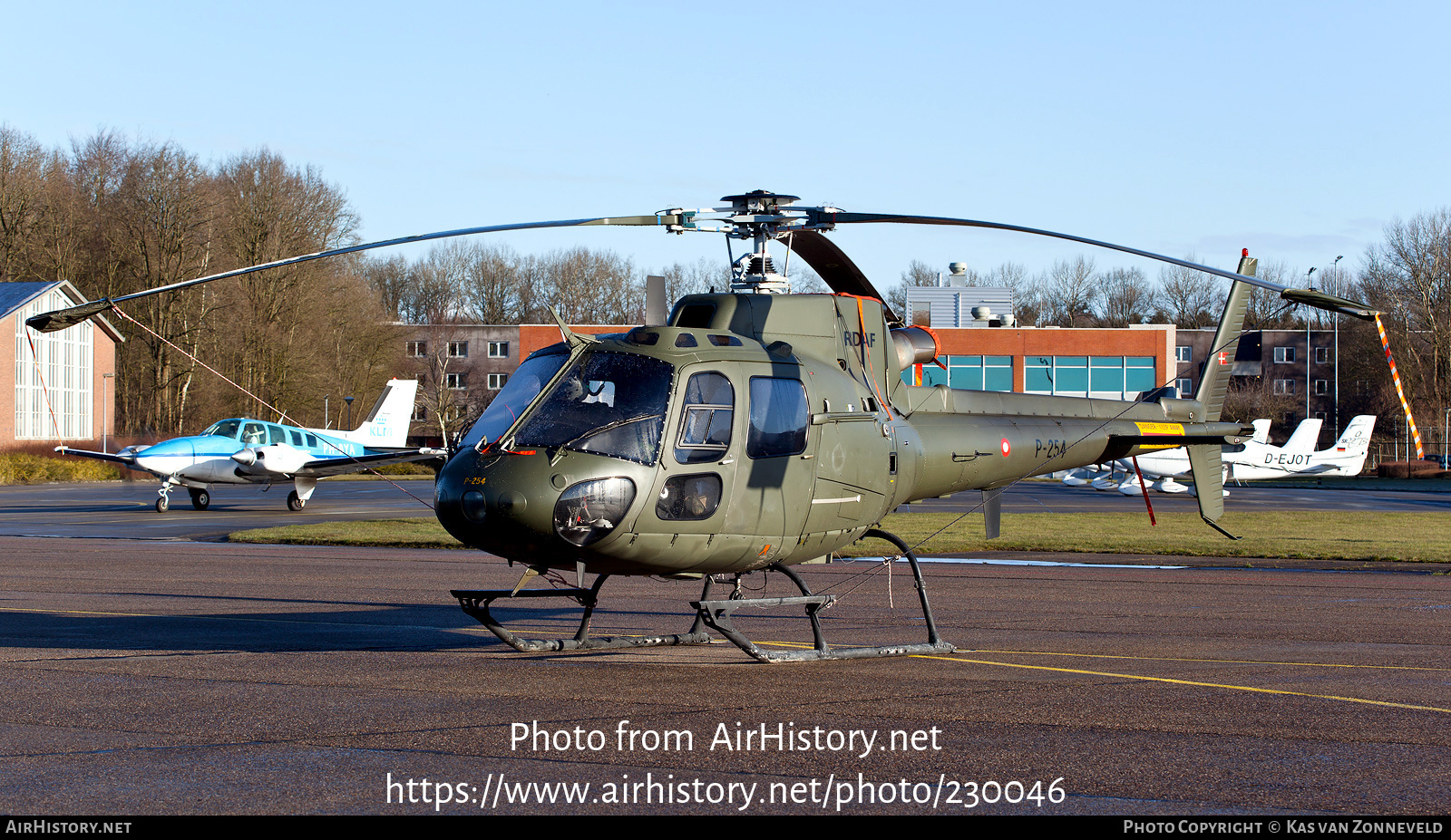 Aircraft Photo of P-254 | Aerospatiale AS-550C-2 Fennec | Denmark - Air Force | AirHistory.net #230046