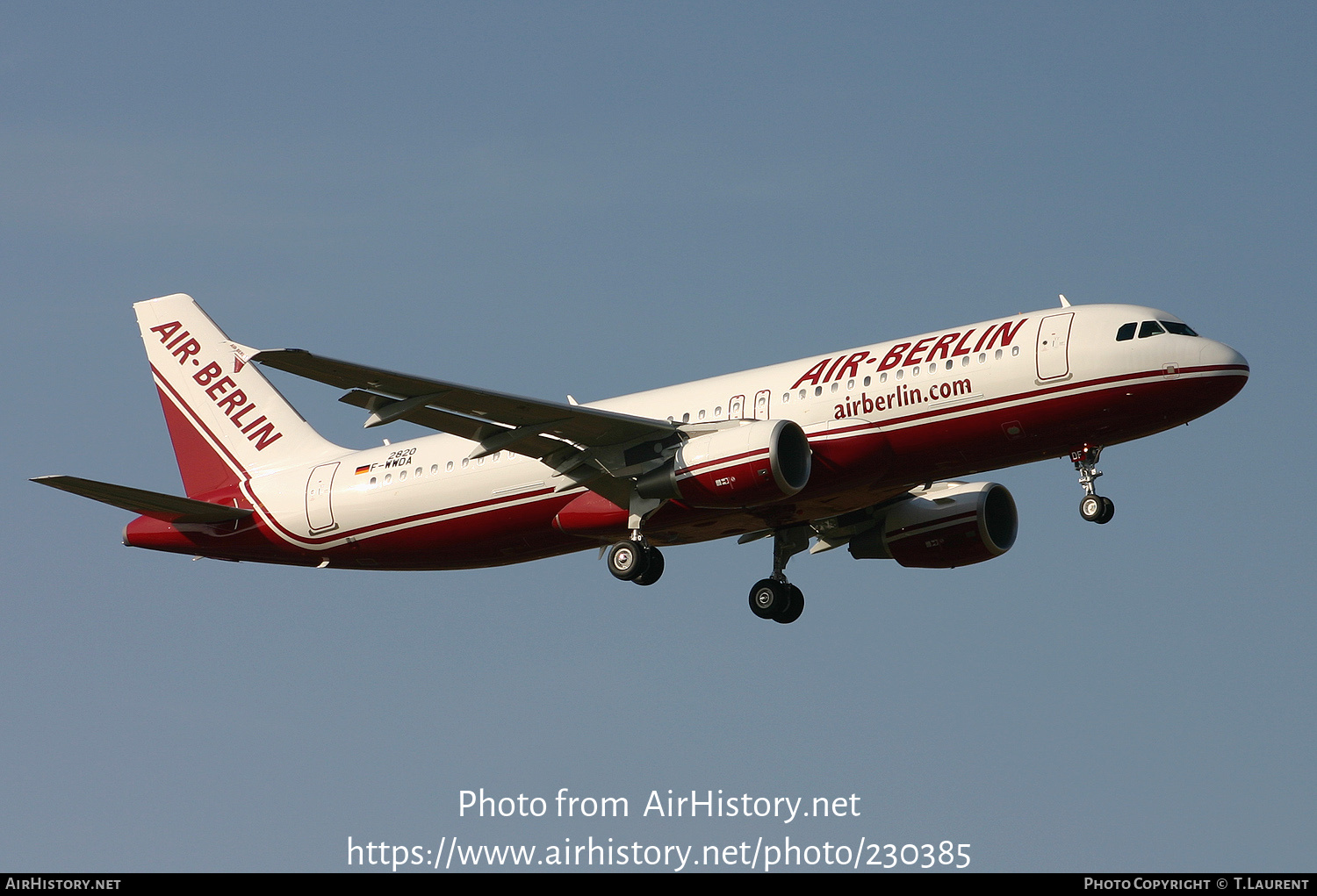 Aircraft Photo of F-WWDA | Airbus A320-214 | Air Berlin | AirHistory.net #230385