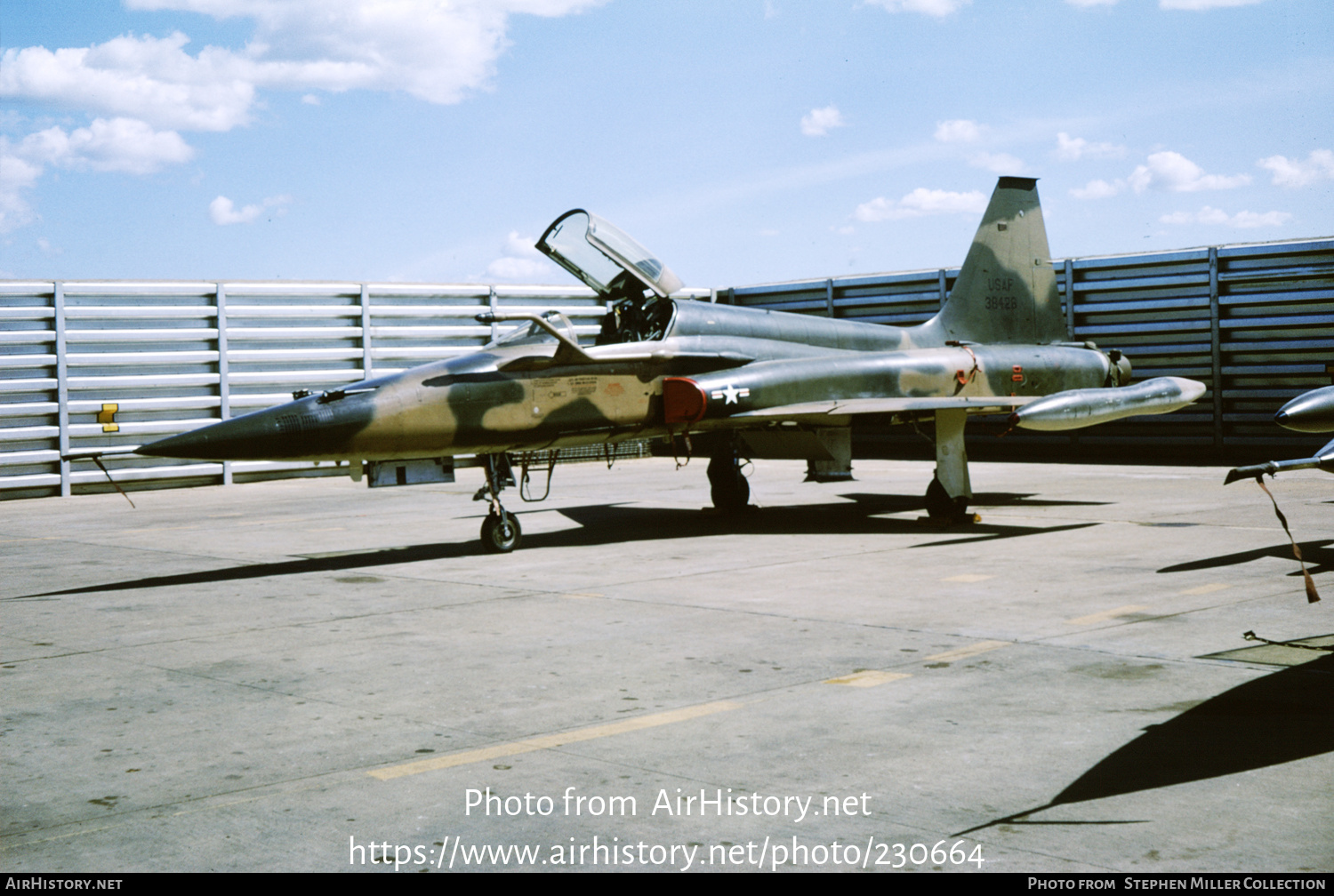 Aircraft Photo of 63-8426 / 38426 | Northrop F-5C Skoshi Tiger | USA - Air Force | AirHistory.net #230664