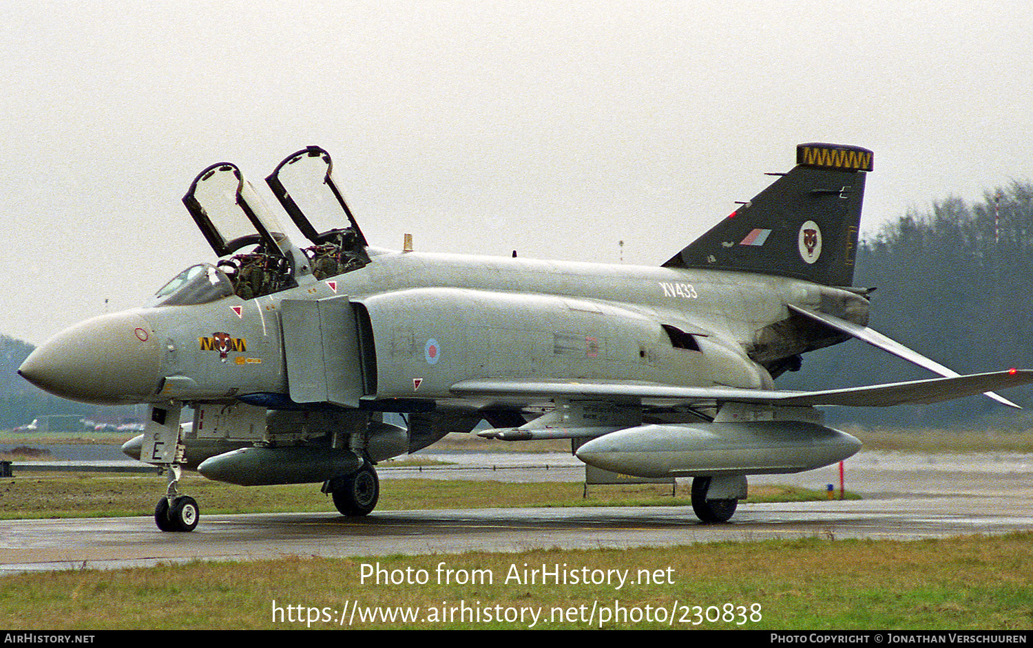 Aircraft Photo of XV433 | McDonnell Douglas F-4M Phantom FGR2 | UK - Air Force | AirHistory.net #230838