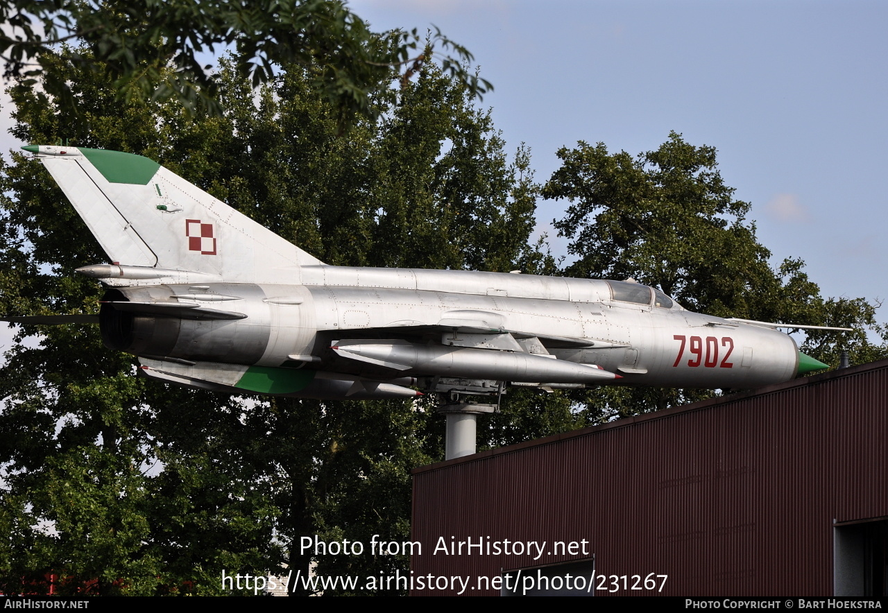 Aircraft Photo of 7902 | Mikoyan-Gurevich MiG-21MF | Poland - Air Force | AirHistory.net #231267