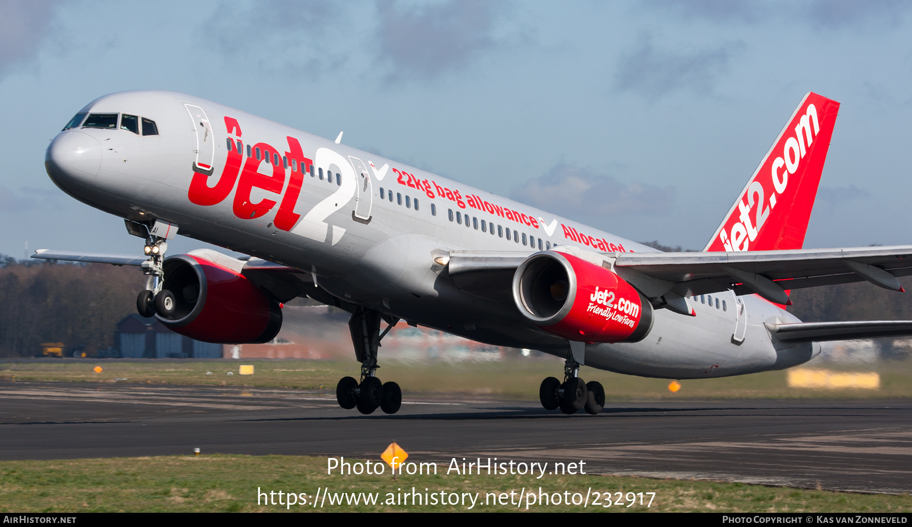 Aircraft Photo of G-LSAI | Boeing 757-21B | Jet2 | AirHistory.net #232917