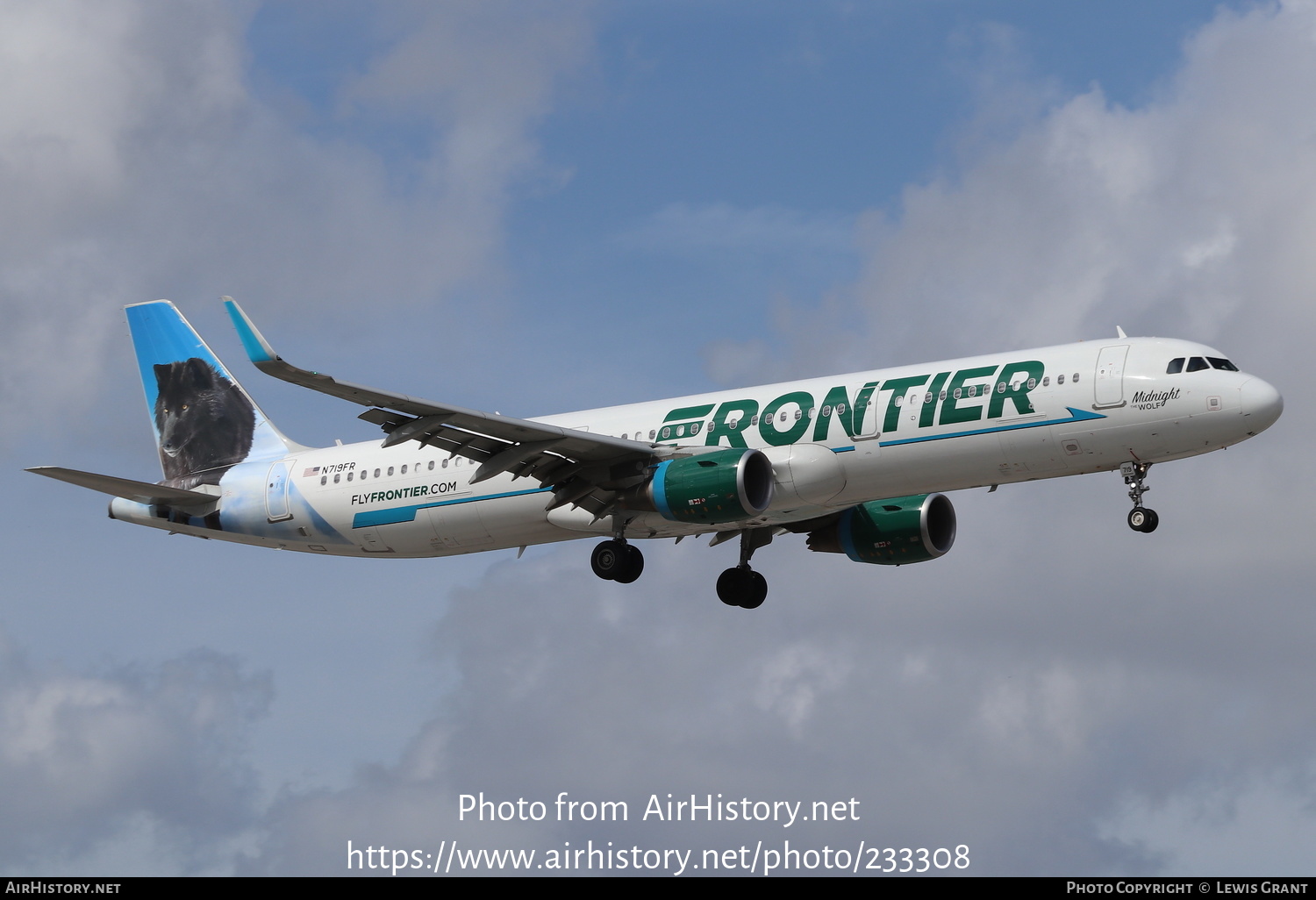 Aircraft Photo of N719FR | Airbus A321-211 | Frontier Airlines | AirHistory.net #233308