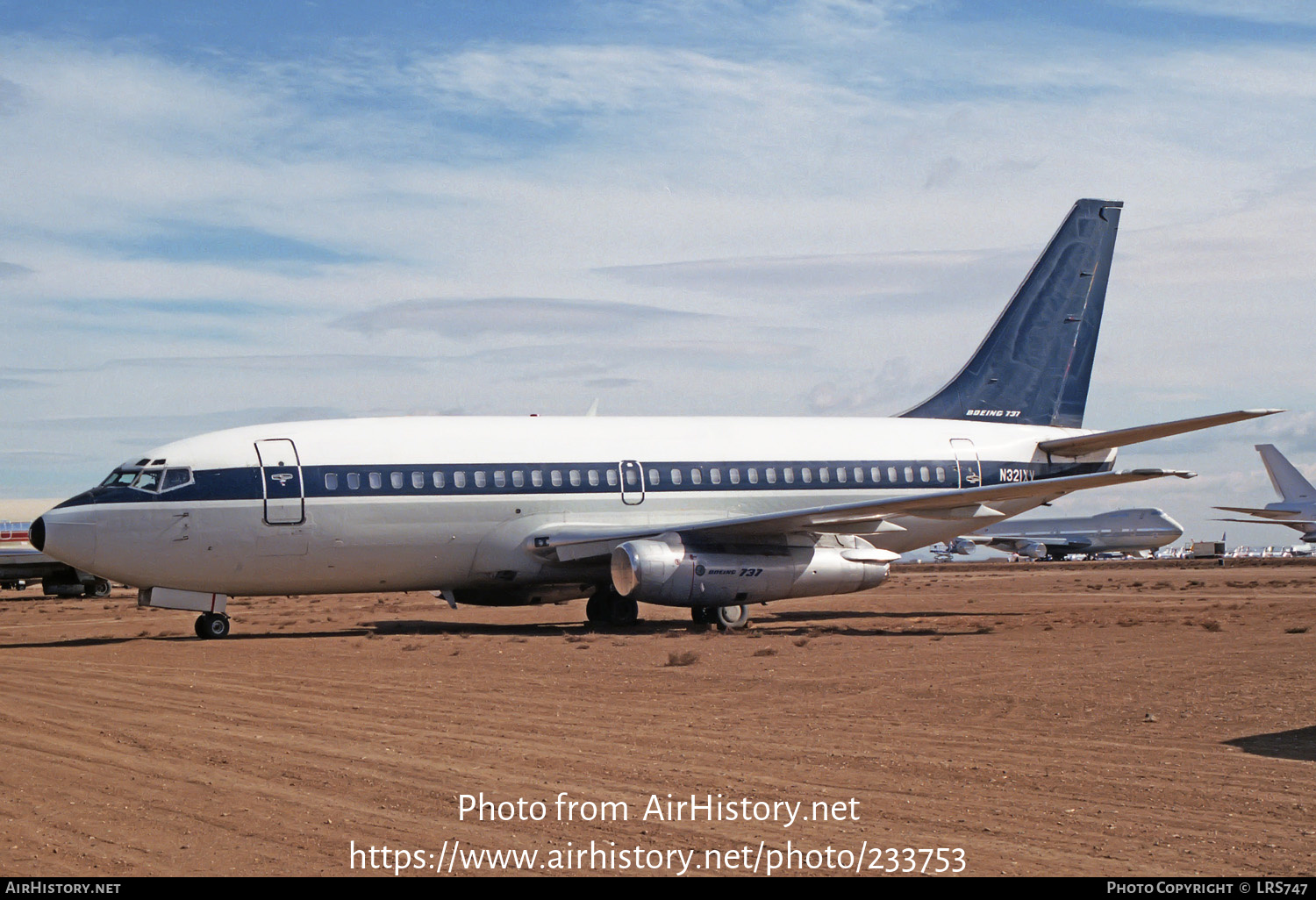 Aircraft Photo of N321XV | Boeing 737-219 | AirHistory.net #233753