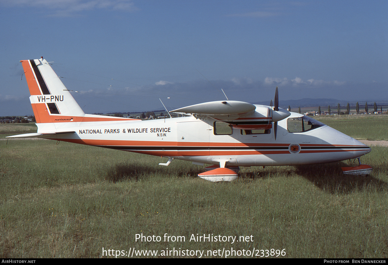 Aircraft Photo of VH-PNU | Partenavia P-68B | National Parks and Wildlife Service N.S.W. | AirHistory.net #233896