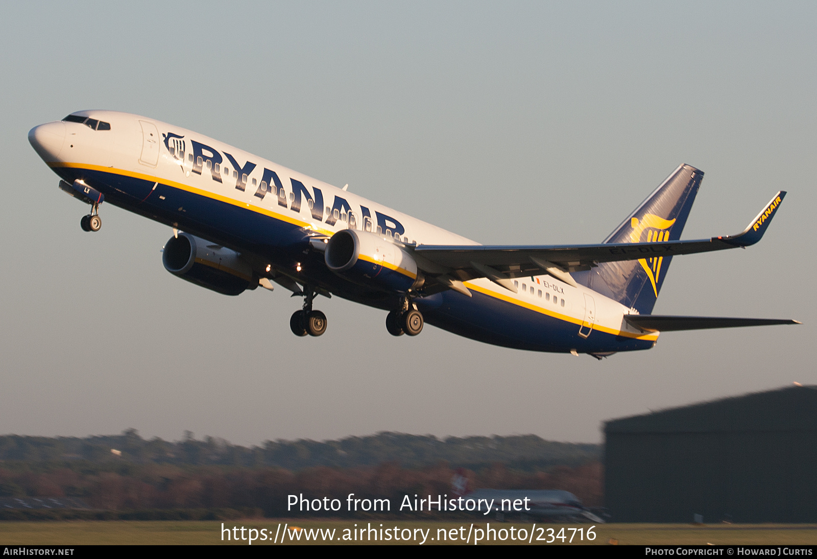 Aircraft Photo of EI-DLX | Boeing 737-8AS | Ryanair | AirHistory.net #234716