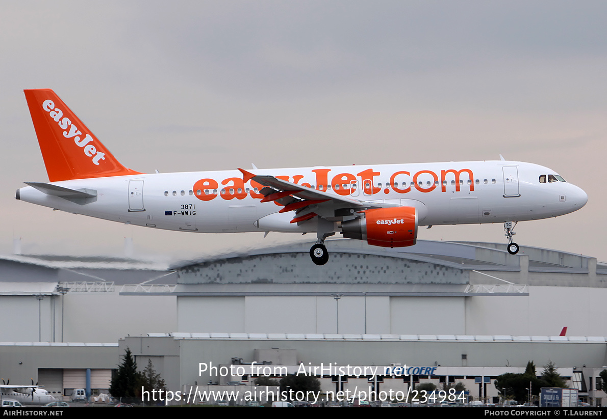 Aircraft Photo of F-WWIG | Airbus A320-214 | EasyJet | AirHistory.net #234984