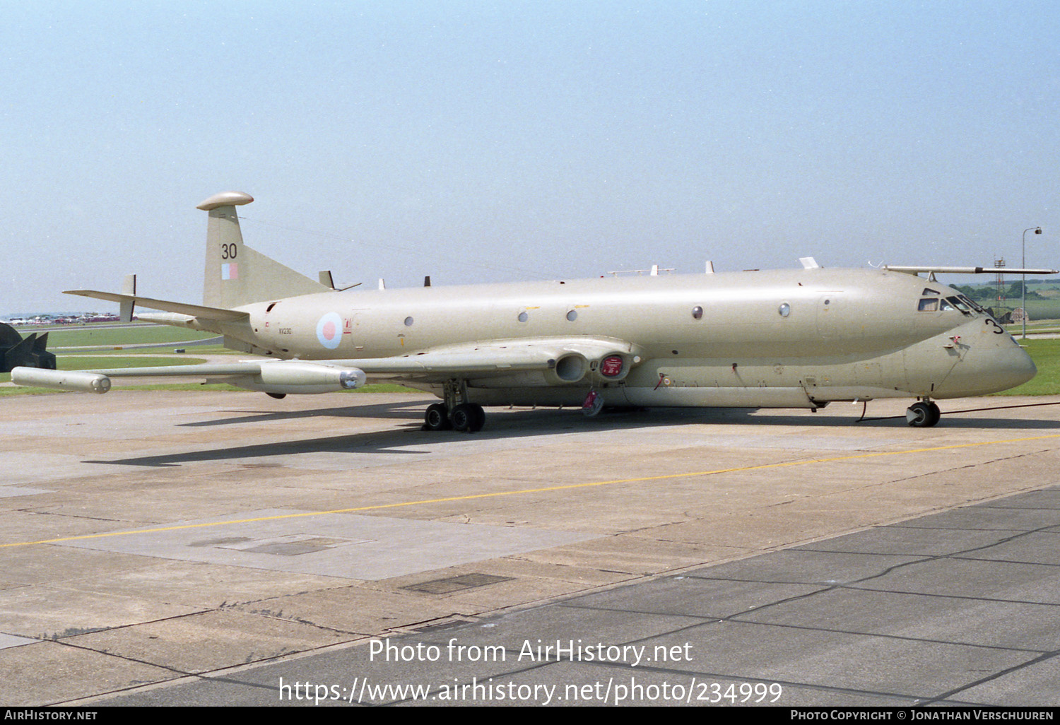 Aircraft Photo of XV230 | Hawker Siddeley HS-801 Nimrod MR.2P | UK - Air Force | AirHistory.net #234999