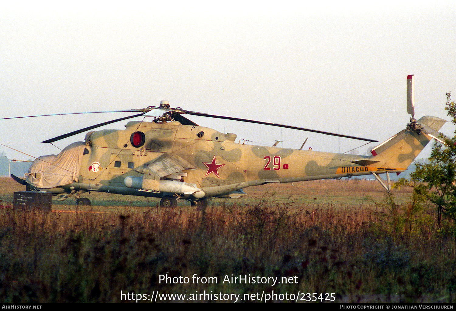 Aircraft Photo of 29 red | Mil Mi-24V | Soviet Union - Air Force | AirHistory.net #235425