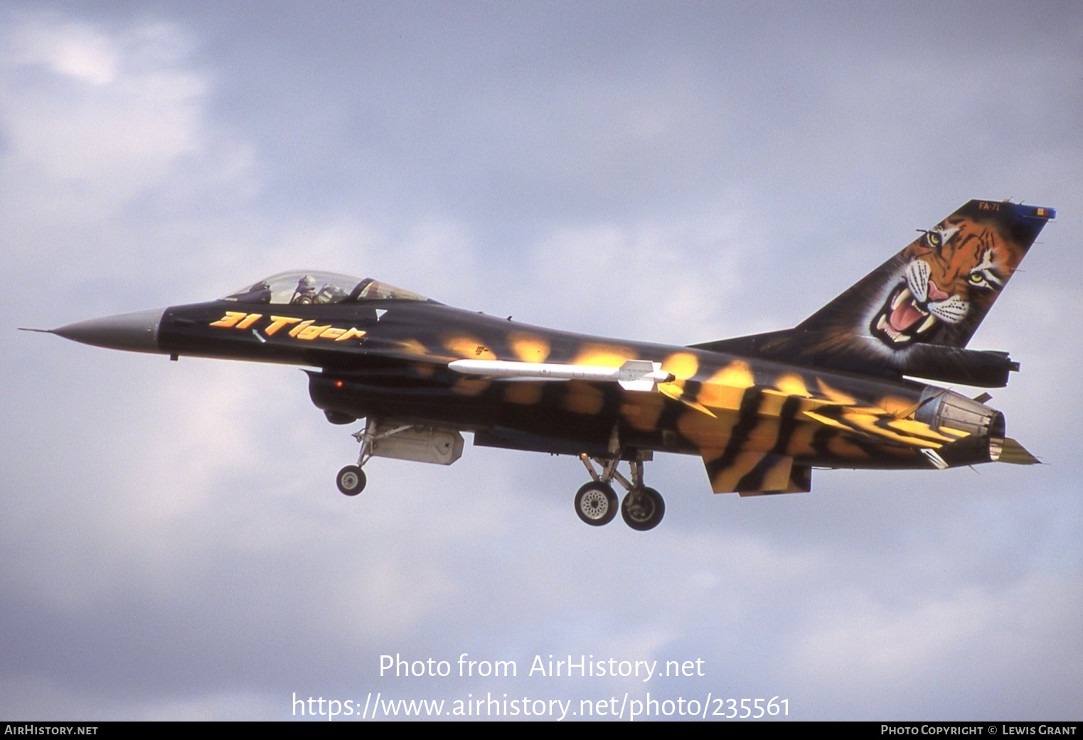 Aircraft Photo of FA-71 | General Dynamics F-16A Fighting Falcon | Belgium - Air Force | AirHistory.net #235561