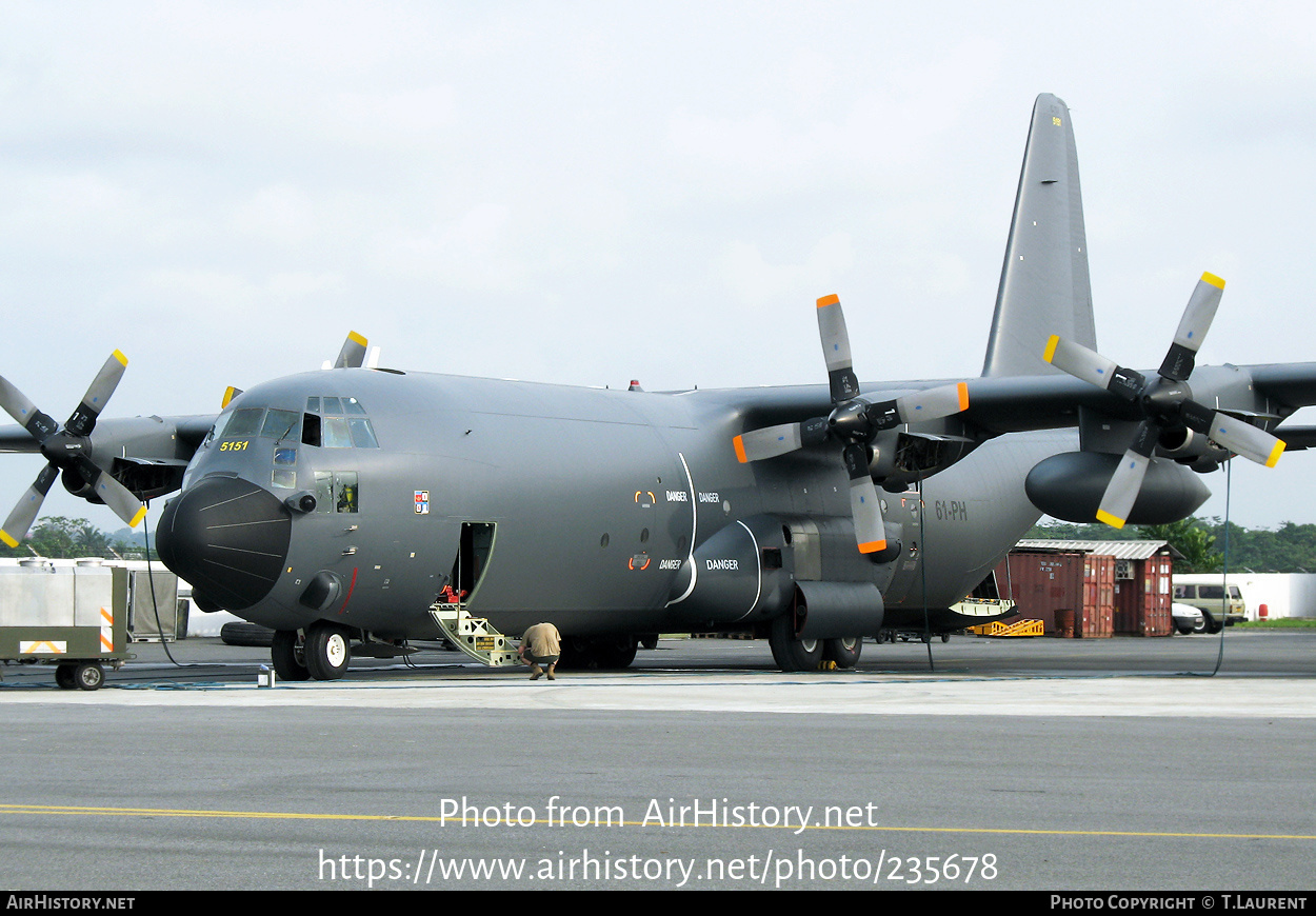 Aircraft Photo of 5151 | Lockheed C-130H-30 Hercules (L-382) | France - Air Force | AirHistory.net #235678