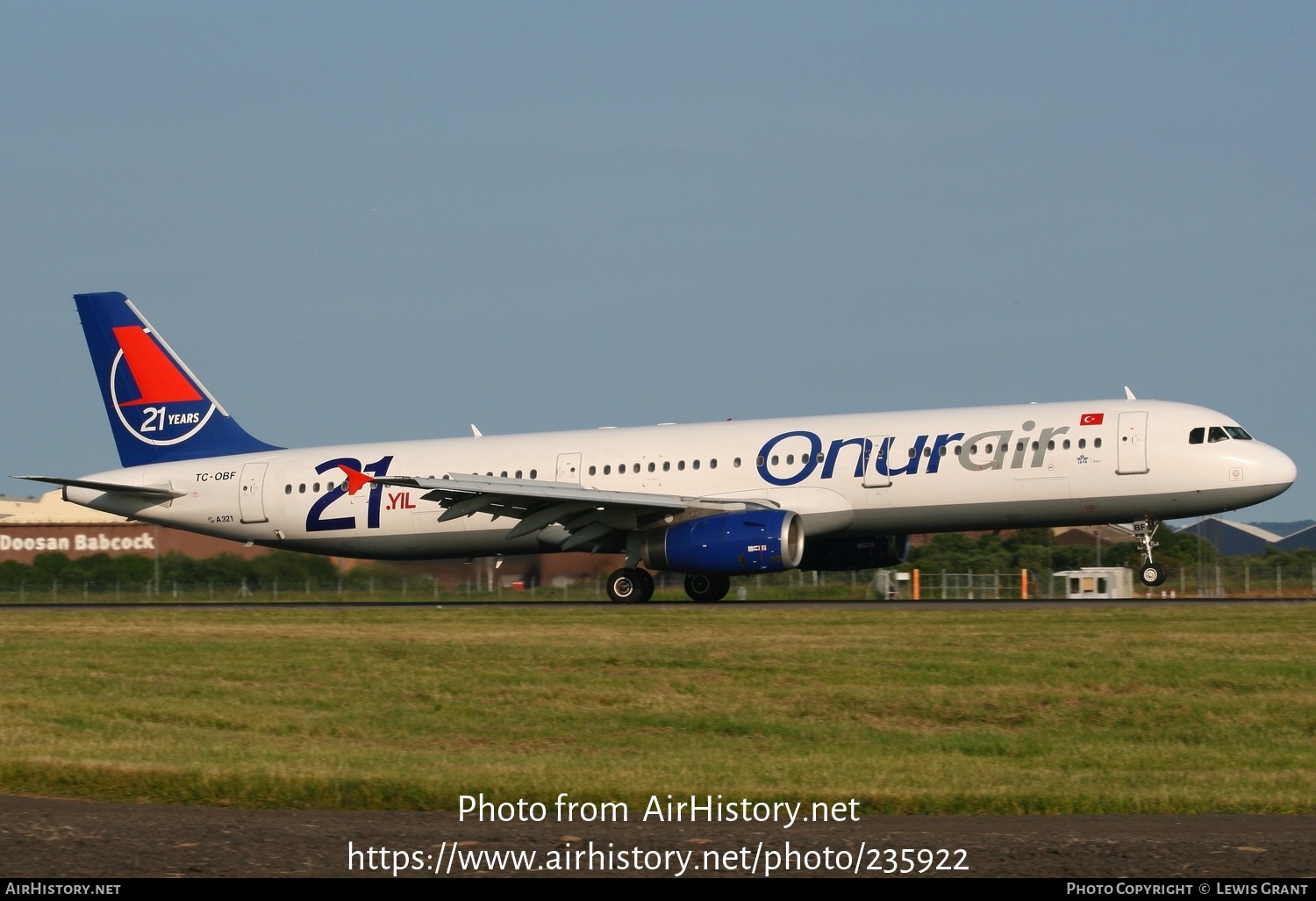 Aircraft Photo of TC-OBF | Airbus A321-231 | Onur Air | AirHistory.net #235922