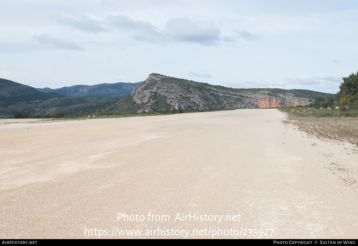 Airport photo of Pinar de Castellón (LECN) in Spain | AirHistory.net #235927