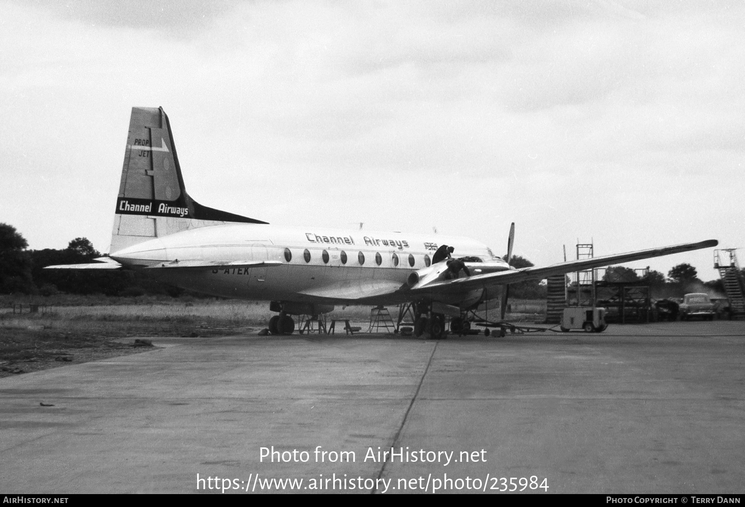 Aircraft Photo of G-ATEK | Hawker Siddeley HS-748 Srs2/222 | Channel Airways | AirHistory.net #235984