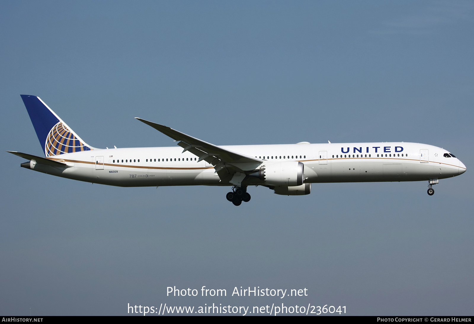 Aircraft Photo of N16009 | Boeing 787-10 Dreamliner | United Airlines | AirHistory.net #236041