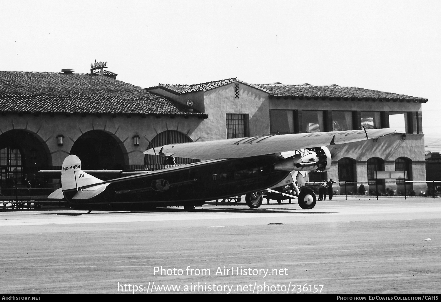 Aircraft Photo of NC4458 | Fokker F.10 | Western Air Express | AirHistory.net #236157