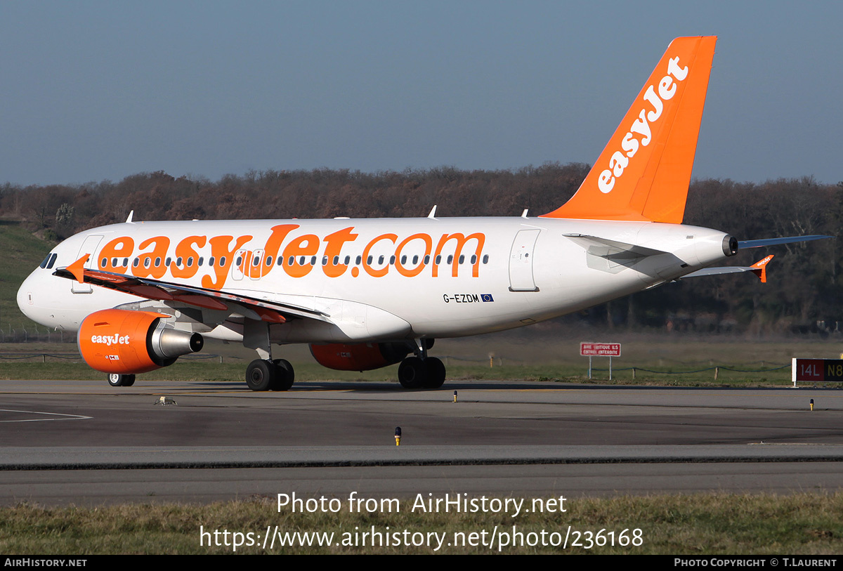 Aircraft Photo of G-EZDM | Airbus A319-111 | EasyJet | AirHistory.net #236168