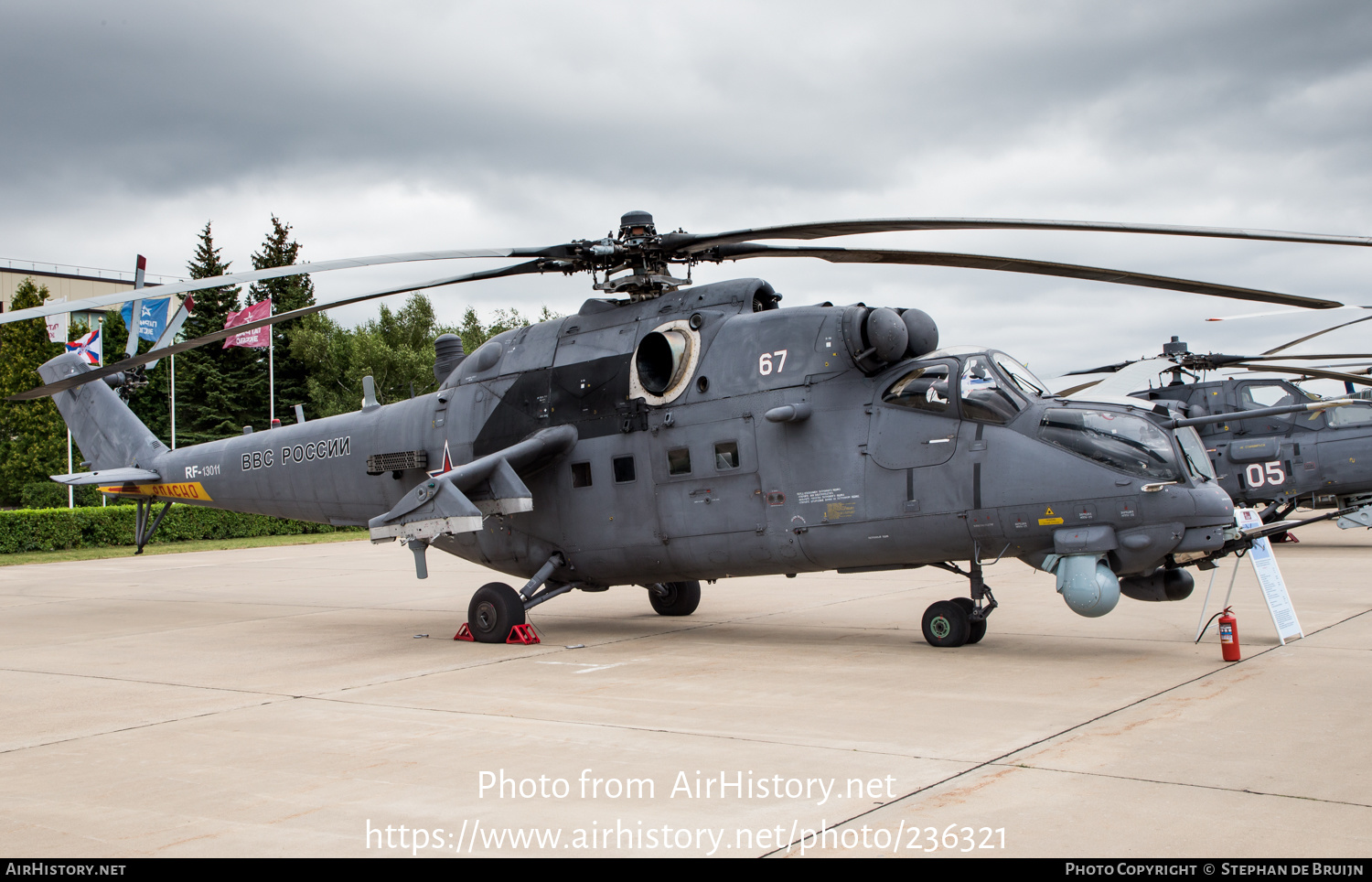 Aircraft Photo of RF-13011 | Mil Mi-35M | Russia - Army | AirHistory.net #236321