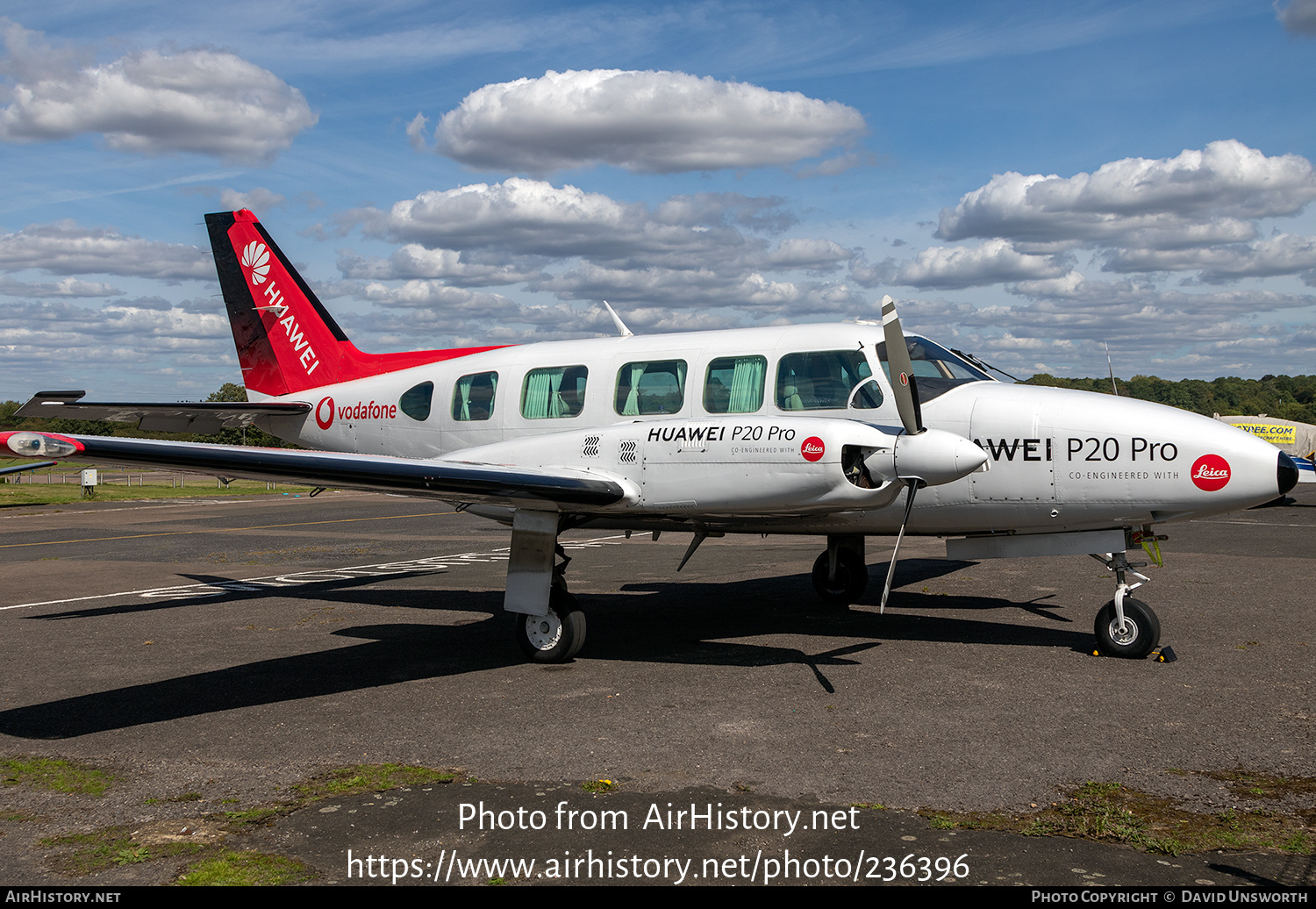 Aircraft Photo of G-YEOM | Piper PA-31-350 Chieftain | AirHistory.net #236396