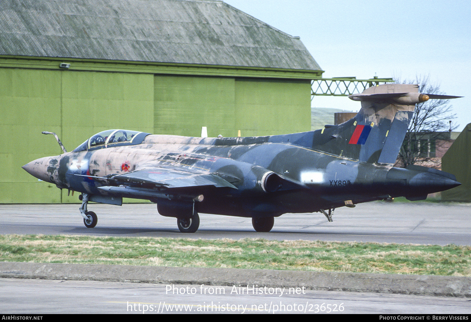 Aircraft Photo of XX893 | Hawker Siddeley Buccaneer S2B | UK - Air Force | AirHistory.net #236526