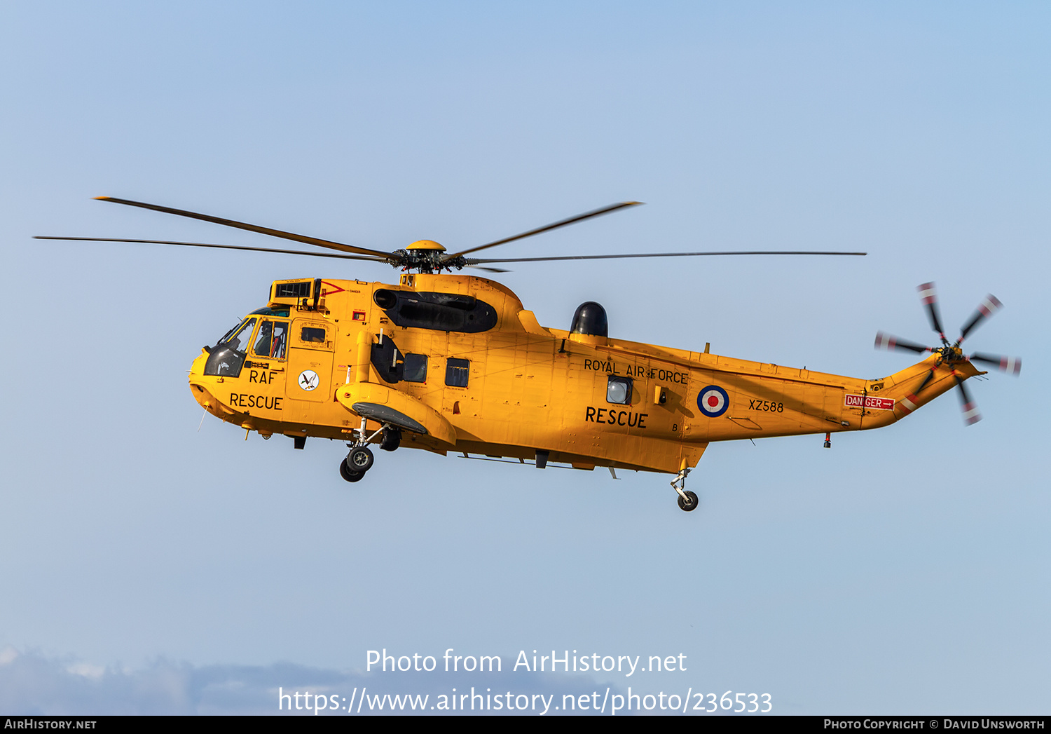 Aircraft Photo of XZ588 | Westland WS-61 Sea King HAR3 | UK - Air Force | AirHistory.net #236533