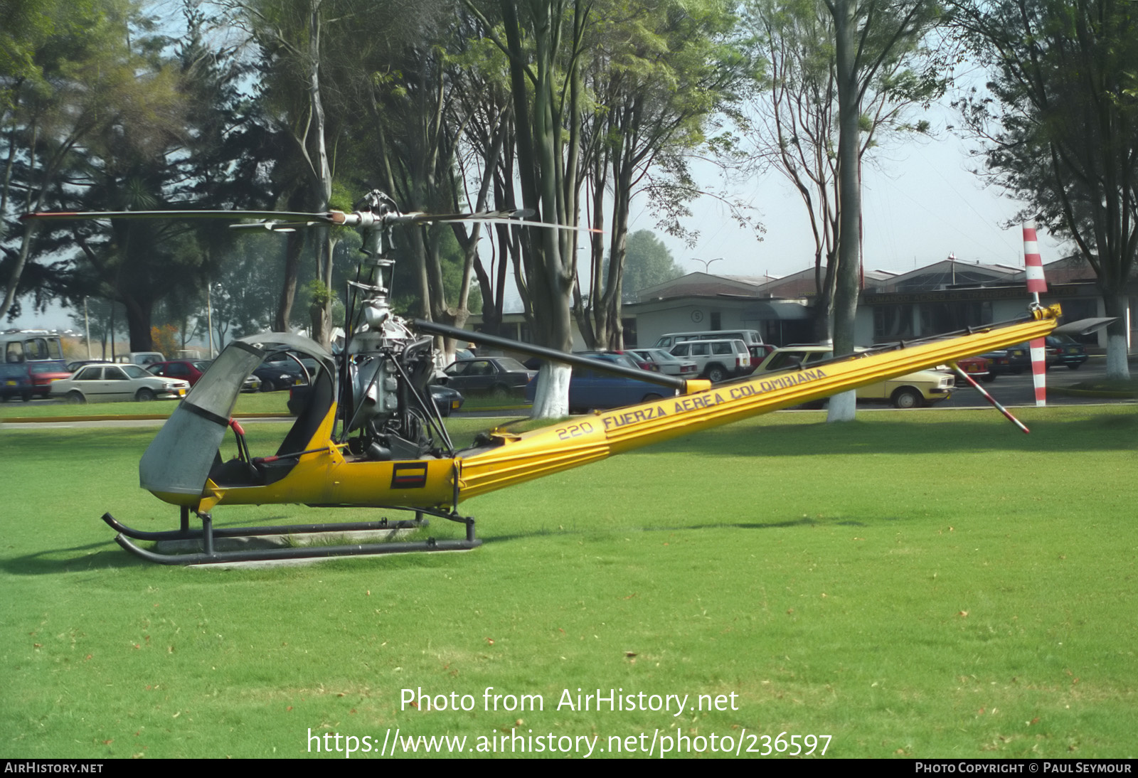 Aircraft Photo of 220 | Hiller UH-12B | Colombia - Air Force | AirHistory.net #236597