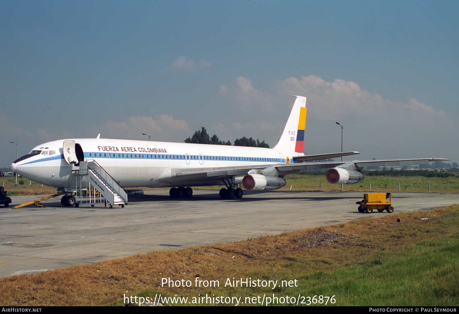 Aircraft Photo of FAC1201 | Boeing 707-373C | Colombia - Air Force | AirHistory.net #236876