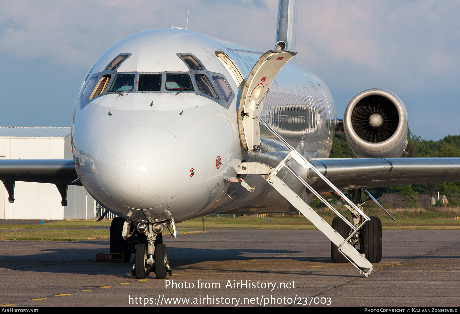 Aircraft Photo of G-FLTK | McDonnell Douglas MD-83 (DC-9-83) | Flightline | AirHistory.net #237003