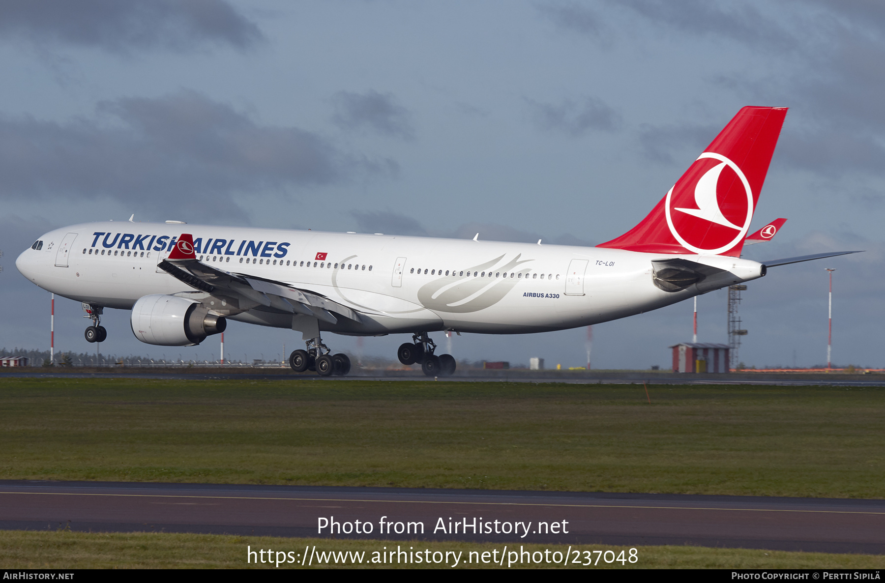 Aircraft Photo of TC-LOI | Airbus A330-223 | Turkish Airlines | AirHistory.net #237048