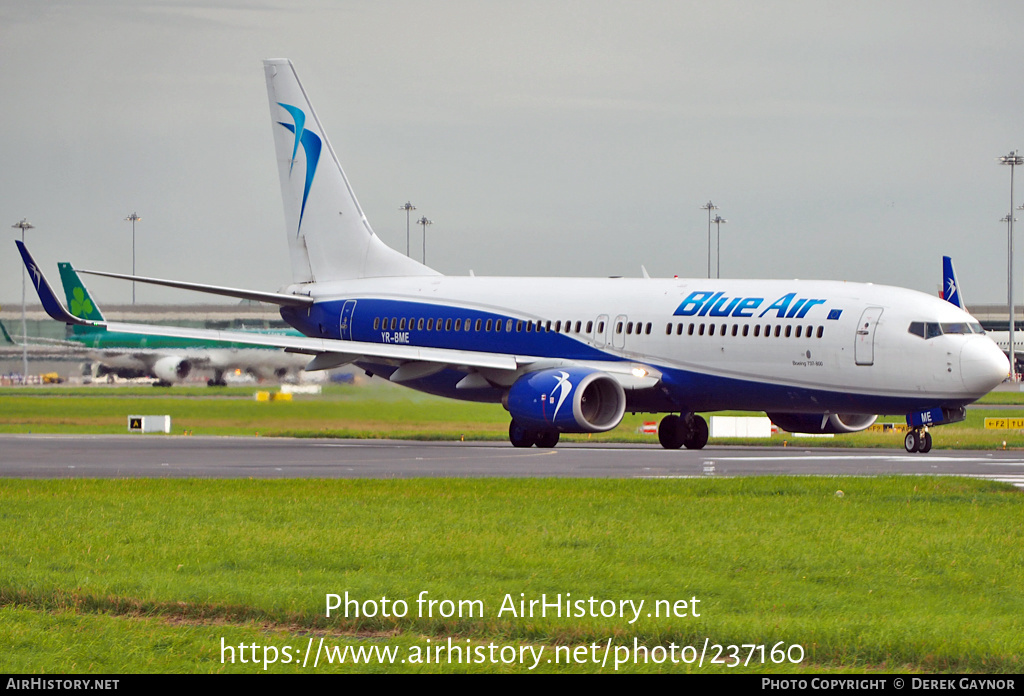 Aircraft Photo of YR-BME | Boeing 737-86N | Blue Air | AirHistory.net #237160