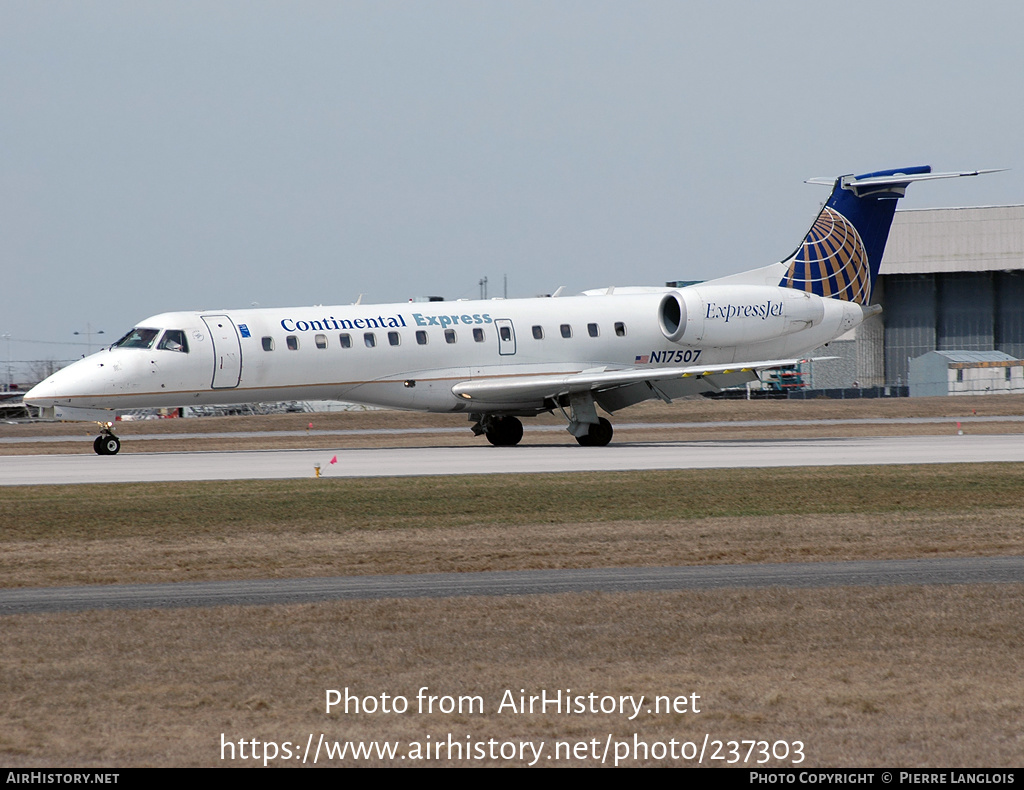 Aircraft Photo of N17507 | Embraer ERJ-135ER (EMB-135ER) | Continental Express | AirHistory.net #237303