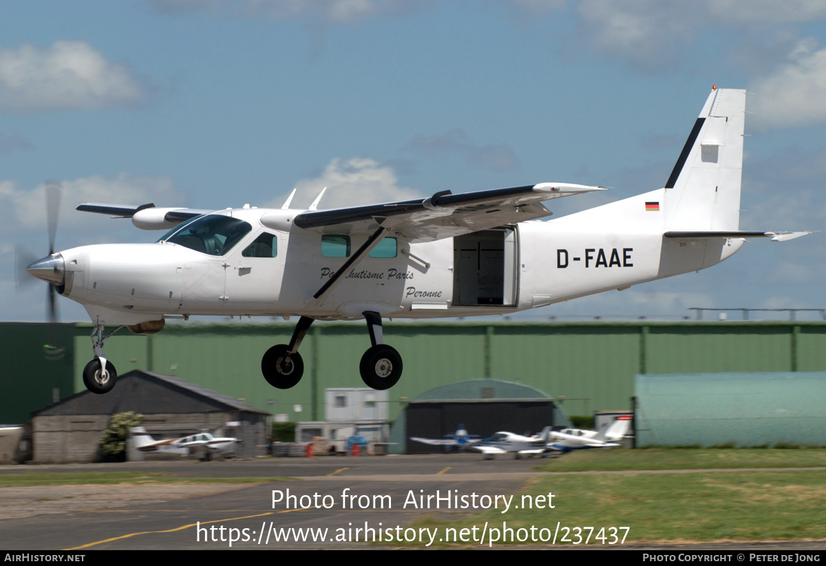 Aircraft Photo of D-FAAE | Cessna 208B Texas Turbine Supervan 900 | Parachutisme Paris Péronne | AirHistory.net #237437